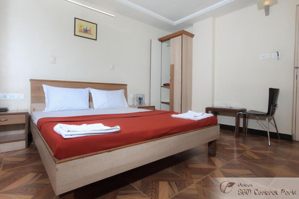 Hotel SRM Central Park Chennai Exterior foto